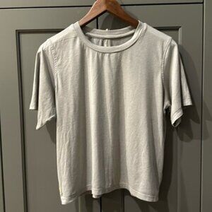 Vuori Light Grey Tee